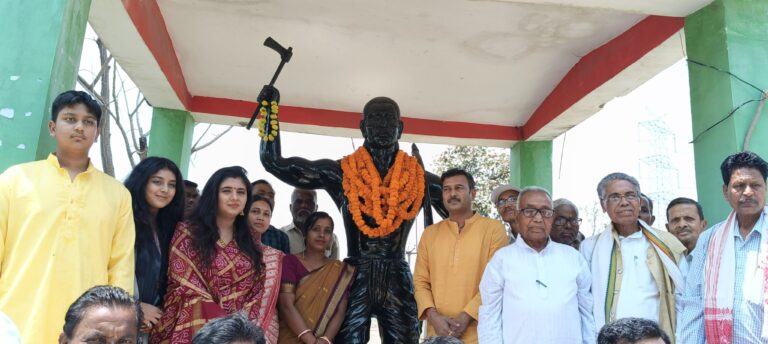 वीर शहीद रघुनाथ महतो की शौर्य गाथा को जन-जन तक पहुंचाना हमारी प्राथमिकता : सुदेश महतो