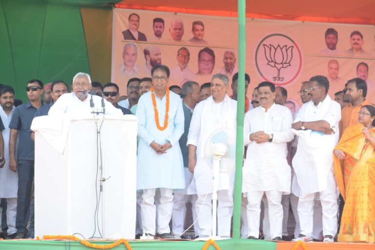बिहार के प्रत्येक गरीब परिवार को मिलेंगे दो लाख रुपए , नीतीश कुमार ने किया बड़ा एलान