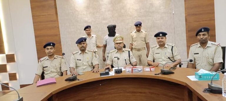 रामगढ़ टीपीसी का कुख्यात उग्रवादी मलिंगा गिरफ्तार, भारी मात्रा हथियार बरामद