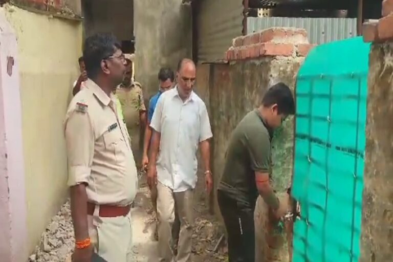 झारखंड : सीआईएसएफ कर्मी ने पत्नी की हत्या करने के बाद आत्महत्या की