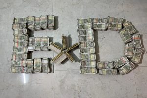 जमीन कारोबारी कमलेश के फ्लैट से छापेमारी में ईडी को एक करोड़ नगद और 100 कारतूस मिले