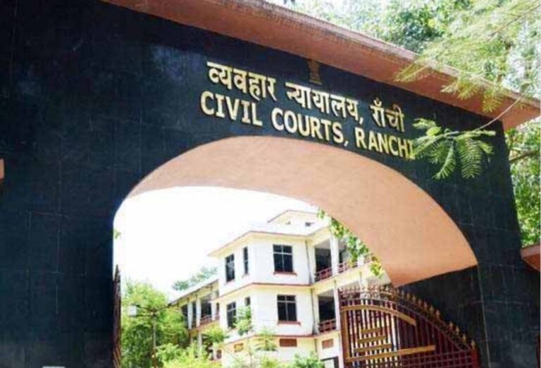 बैंक अधिकारी बनकर करोड़ों की ठगी करने के पांच साइबर अपराधियों को पांच-पांच साल की सजा