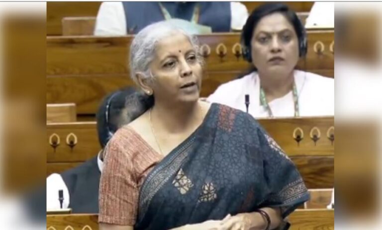 लोकसभा में आर्थिक सर्वेक्षण 2023-2024 पेश, भारत की GDP 8.2 फीसदी की रफ्तार से बढ़ी, अनियमित मौसम से प्रभावित रहा कृषि सेक्टर