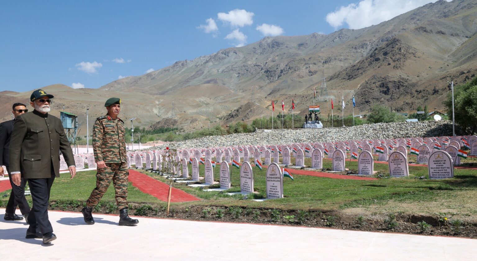 अग्निपथ योजना का लक्ष्य सेनाओं को युवा बनाना, प्रधानमंत्री बोले- कुछ लोग राष्ट्रीय सुरक्षा से जुड़े मुद्दे पर राजनीति कर रहे हैं