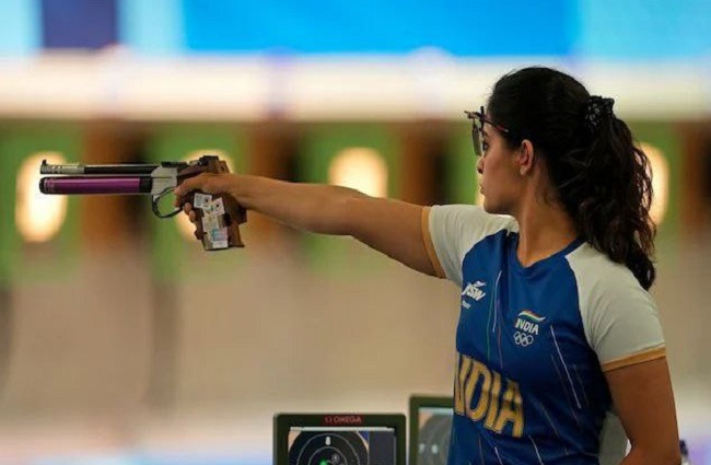 पेरिस ओलंपिक में भारत का खुला खाता, शूटर मनु भाकर ने रचा इतिहास, निशानेबाजी में पदक जीतने वाली पहली भारतीय महिला बनीं