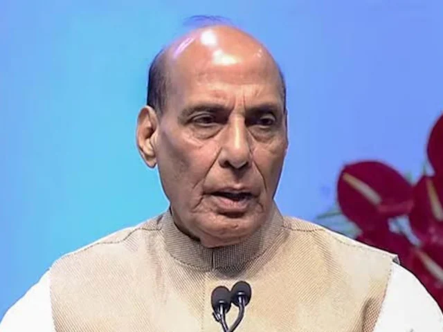 कठुआ हमले में पांच जवानों की मौत पर राजनाथ ने कहा : मुझे गहरा दुख हुआ