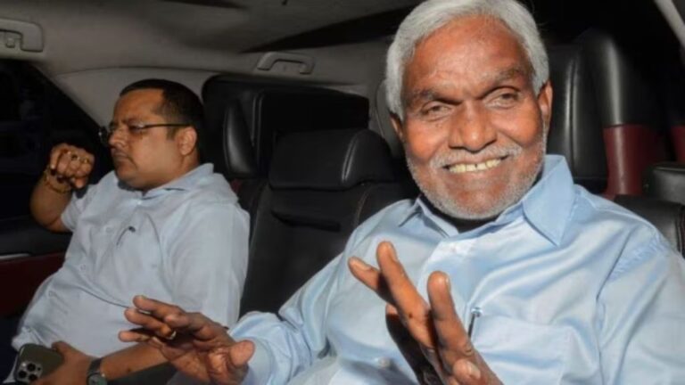 चंपई सोरेन कई विधायकों के साथ गए दिल्ली, झारखंड में होगा बड़ा खेला