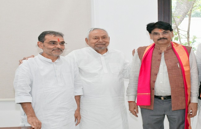 सीबीआई ने प्रधान आयकर आयुक्त सहित पांच को किया गिरफ्तार, जानें क्या है पूरा मामला