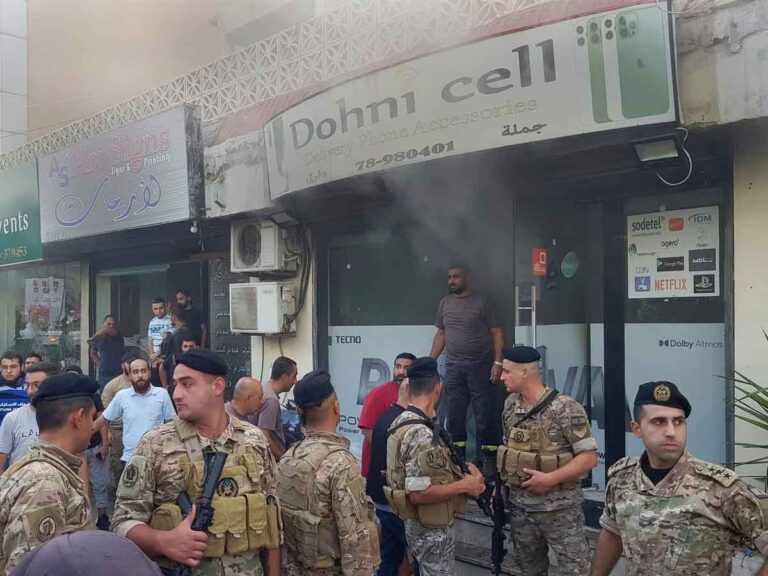 लेबनान में अब वॉकी-टॉकी, सोलर सिस्टम में विस्फोट, नौ लोगों की मौत और 300 घायल