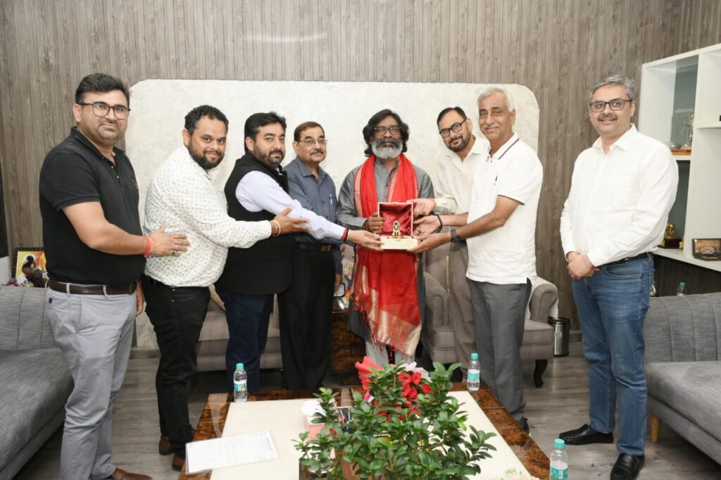 मुख्यमंत्री हेमंत सोरेन से मिला महानगर दुर्गा पूजा समिति का प्रतिनिधिमंडल