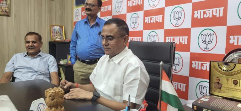 पूर्व डीआईजी राजीव रंजन सिंह ने भाजपा से दिया इस्तीफा, लगाया परिवारवाद का आरोप