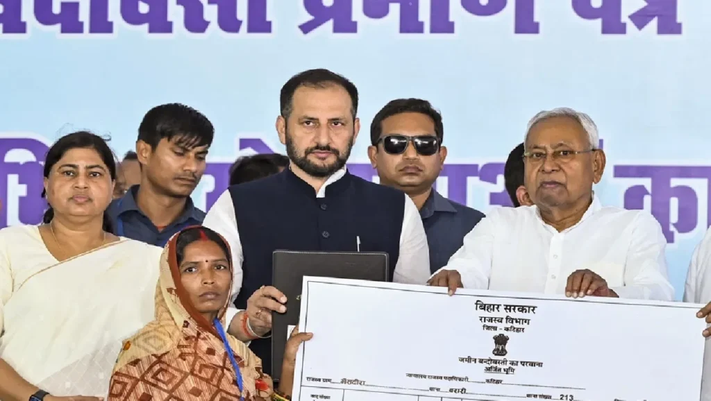 दो बार गलती से उधर चले गए, अब कभी नहीं जाएंगे, नीतीश फिर बोले राजग के साथ रहेंगे