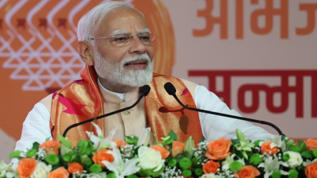 एक रहेंगे तो सेफ रहेंगे, ओबीसी को बांटना चाहती है कांग्रेस, बोकारो में गरजे पीएम मोदी