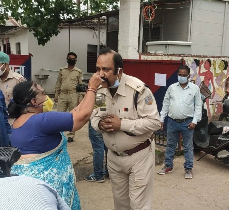 इंस्पेक्टर राजेश सिन्हा का हार्ट अटैक से निधन