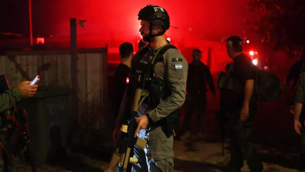 इजरायल का हिजबुल्लाह पर सबसे बड़ा हमला, एक ही झटके में 200 लड़ाके ढेर