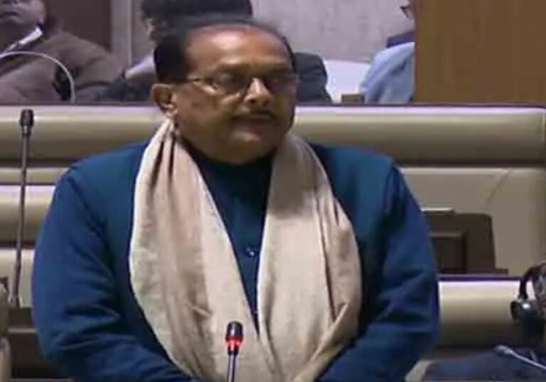 रवींद्रनाथ महतो के स्पीकर चुने जाने पर संसदीय कार्य मंत्री राधाकृष्ण किशोर ने दी बधाई