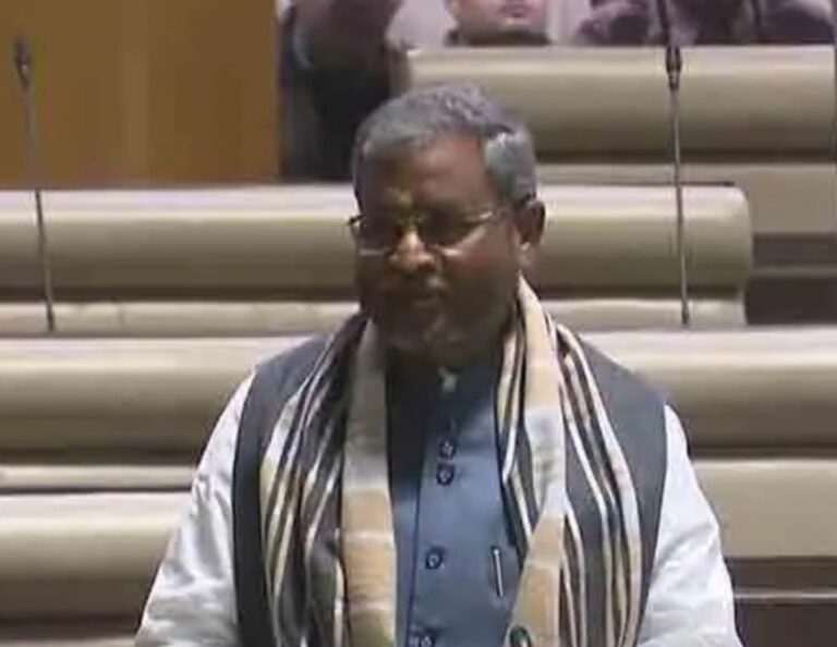 रवींद्रनाथ महतो को बाबूलाल ने दी बधाई, कहा-विपक्ष को थोड़ा अधिक अवसर दें