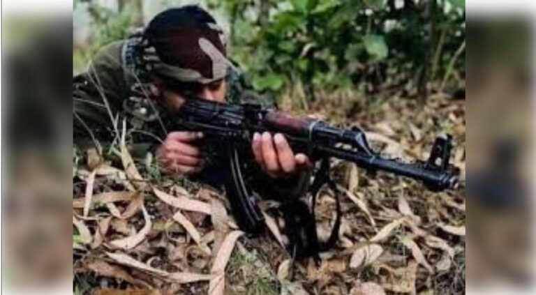 बोकारो में सुरक्षाबलों के साथ मुठभेड़ में दो नक्सली ढेर, एके-47 समेत कई हथियार बरामद