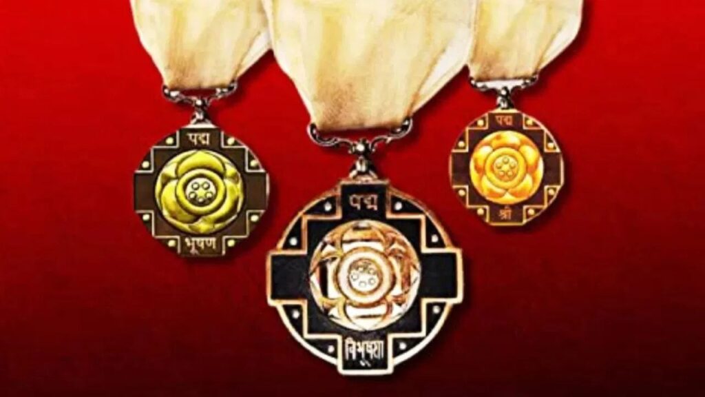 केंद्र सरकार ने की पद्म पुरस्कारों की घोषणा,7 पद्म विभूषण, 19 पद्म भूषण और 113 को पद्म श्री सम्मान