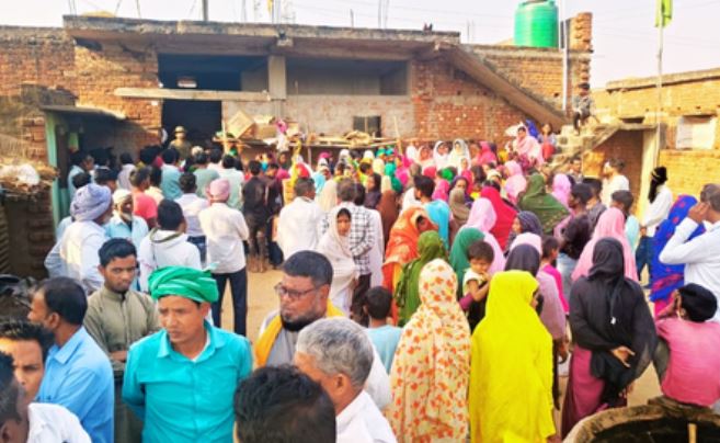 झारखंड के गिरिडीह में शख्स ने तीन बच्चों की हत्या के बाद खुदकुशी की