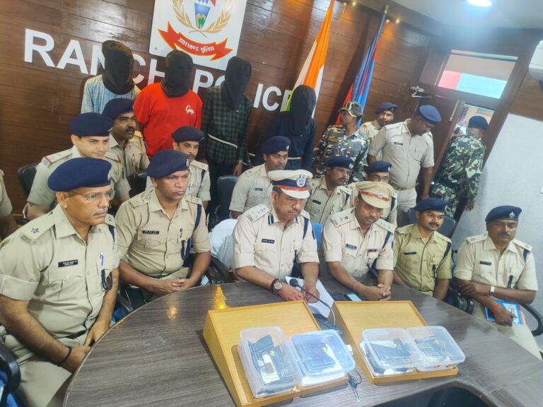 कोयला कारोबारी विपिन मिश्रा पर फायरिंग मामले में छह अपराधी गिरफ्तार, चार पिस्टल, 20 गोलियां, छह मैगजीन और एक बाइक बरामद