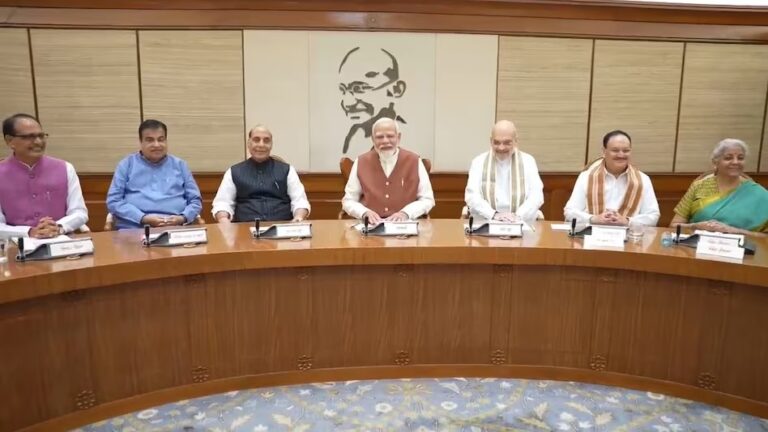 बिहार विधान सभा चुनाव से पहले मोदी का ट्रंप कार्ड, राहुल और तेजस्वी चारो खाने चित्त