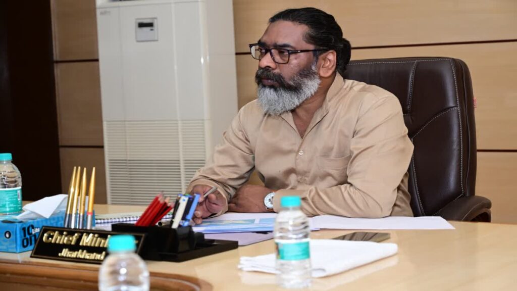 11 सदस्यीय टीम के साथ कल विदेश दौरे पर रवाना होंगे हेमंत सोरेन, इन देशों का करेंगे यात्रा, जानिए क्या है खास