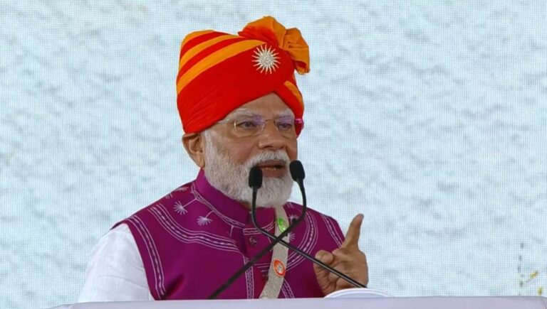 ‘मैंने वही किया, जिसके लिए देश ने मुझे प्रधान सेवक बनाया’, गुजरात में ऑपरेशन सिंदूर पर बोले मोदी