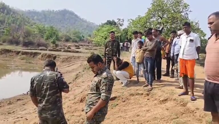 लातेहार के चंदवा में युवक की गोली मारकर हत्या