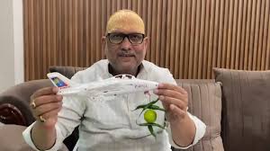 राफेल पर नींबू-मिर्चा लटका विवादों में घिरे अजय राय, बीजेपी ने राहुल गांधी पर बोला हमला