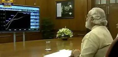 रात भर पीएम नरेंद्र मोदी की रही ऑपरेशन सिंदूर पर नजर, पाक में घुसकर 9 आतंकी टारगेट किए तबाह, देखें विडियो