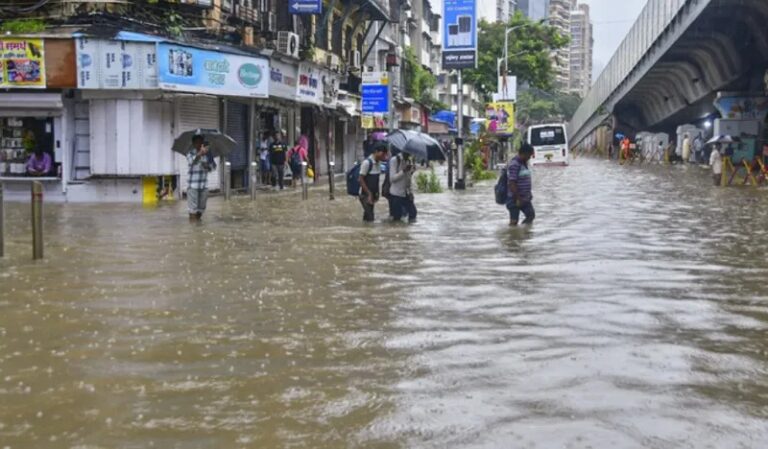 75 साल का टूटा रिकॉर्ड, मुंबई में रिकॉर्ड टाइम से पहले मानसून की दस्तक