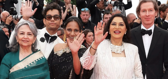 कान्स में रेड कार्पेट पर उतरीं शर्मिला और सिमी, सत्यजीत रे की ‘अरण्येर दिन रात्रि’ की स्क्रीनिंग में हुईं शामिल