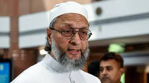 पड़ोसी मुल्क सुधरने वाला नहीं, दुआ करो अल्लाह उसकी दुम सीधा करे वरना… हज यात्रियों से बोले ओवैसी