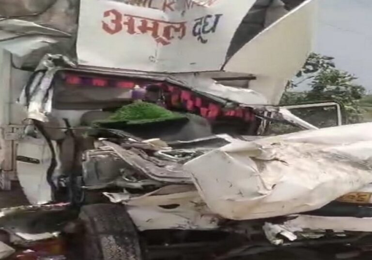पिकअप वैन ने हाईवा को मारी टक्कर, एक की मौत, रांची के नामकुम में सड़क हादसा