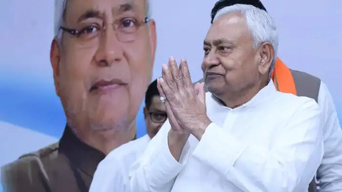 प्रवासी बिहारियों के लिए नीतीश सरकार पर्व-त्योहार पर चलायेगी 299 बसें