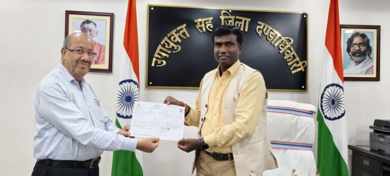 रांची उपायुक्त के जनता दरबार में 10 मिनट में हुआ म्यूटेशन