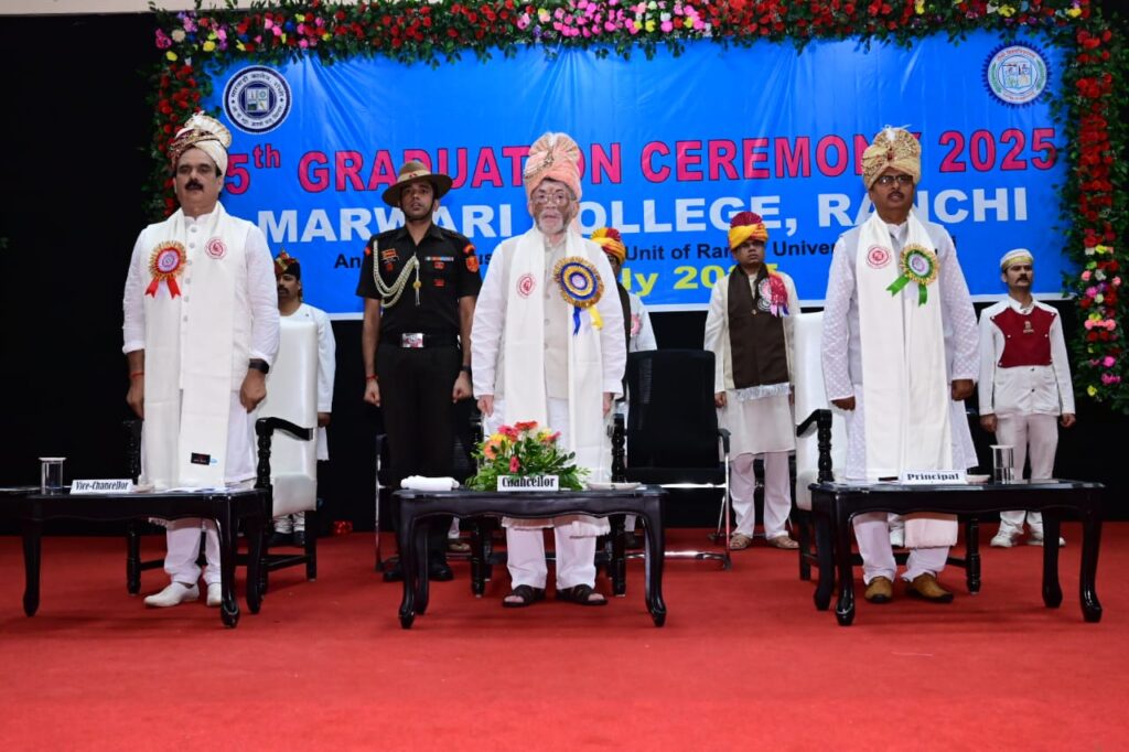 अपने लक्ष्य के प्रति निष्ठा और समर्पण बनाए रखेंगे, तो सफलता निश्चित रूप से आपके चरण चूमेगी : संतोष गंगवार