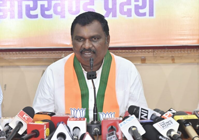 मदर टेरेसा क्लीनिक के नाम पर हेमंत सरकार कर रही है धर्मांतरण बढ़ाने की तैयारी: अमर बाउरी