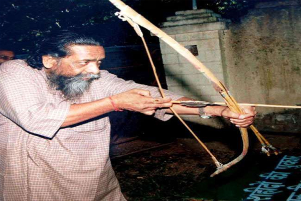 नहीं रहे शिबू सोरेन, जानिए कैसा रहा उनका राजनीतिक सफर
