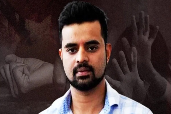 बलात्कार के मामले में पूर्व सांसद प्रज्वल रेवन्ना को कैद की सजा