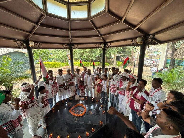 शिबू सोरेन के सम्मान में केन्द्रीय सरना समिति ने सादगी से मनाया गया आदिवासी दिवस