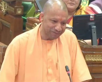 योगी ने पीडीए को बताया परिवार डेवलपमेंट अथॉरिटी