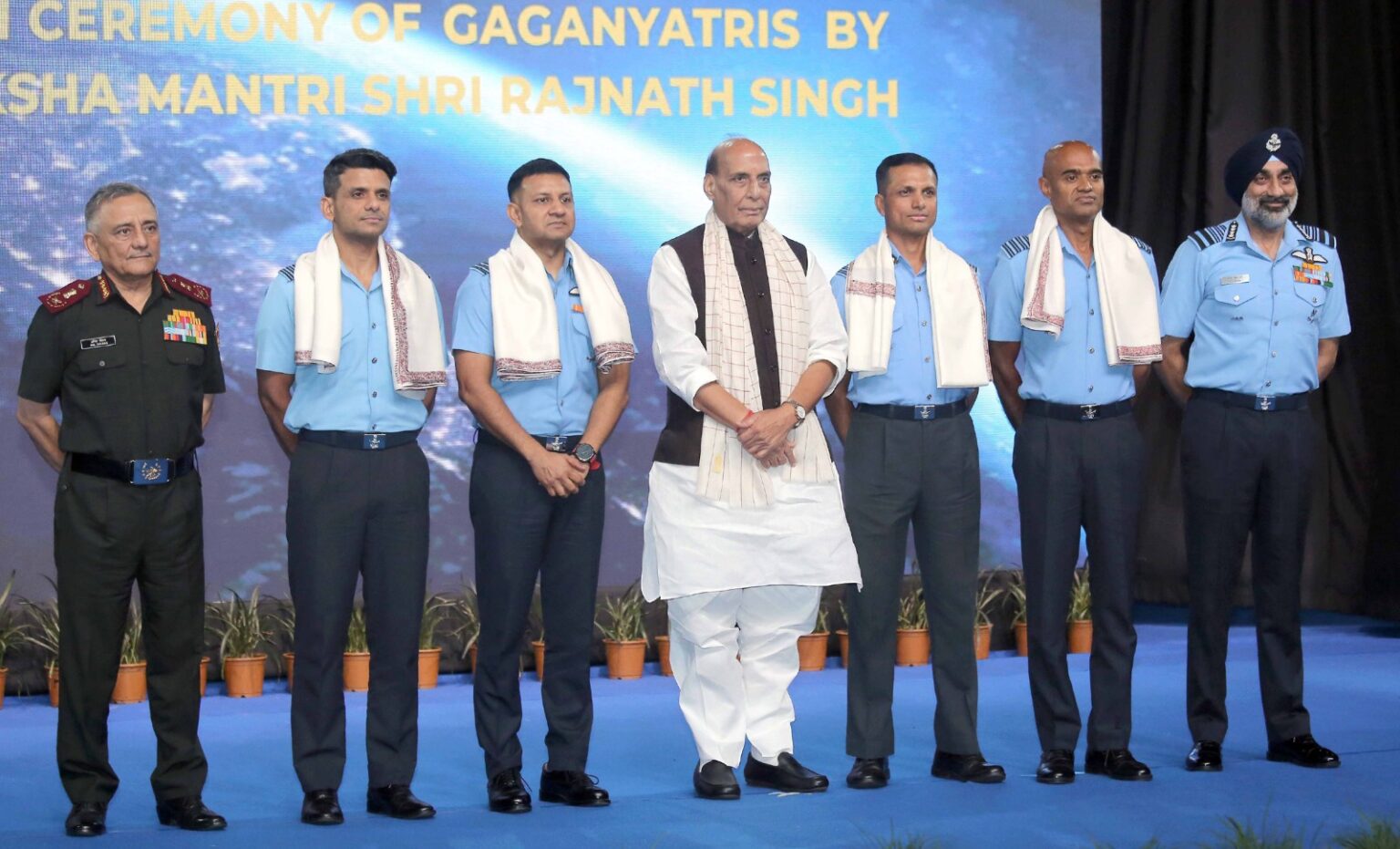 गगनयात्रियों को राजनाथ सिंह ने किया सम्मानित, कहा- गगनयान मिशन आत्मनिर्भर भारत की यात्रा में नए अध्याय का प्रतीक
