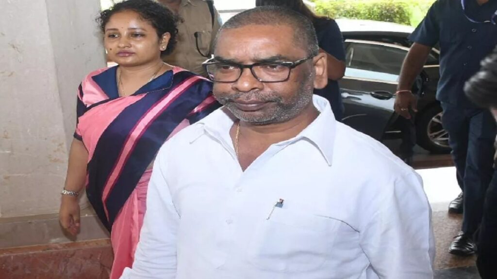 रिम्स-2 के नाम पर राजनीतिक रोटी सेकने में लगा है विपक्ष : हेमंत सोरेन