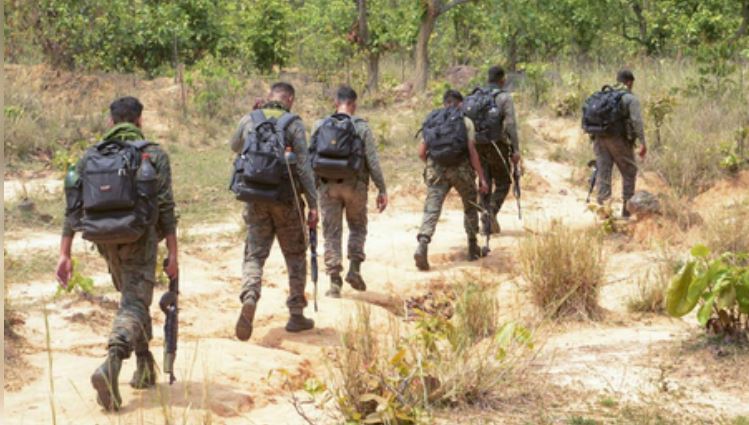 पलामू में सुरक्षाबलों और टीपीसी नक्सलियों के बीच मुठभेड़, 5 लाख का इनामी ढेर