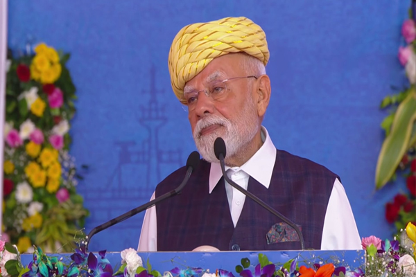 हमारा सबसे बड़ा दुश्मन दूसरे देशों पर हमारी निर्भरता….गुजरात में बोले मोदी