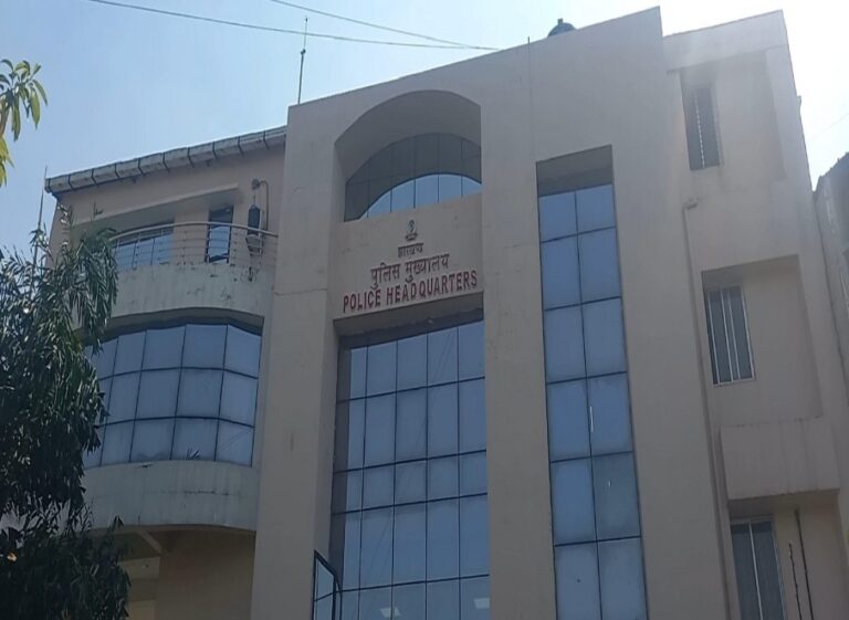 झारखंड में दुर्गा पूजा के दौरान सभी पुलिस कर्मियों की छुट्टियां रद्द