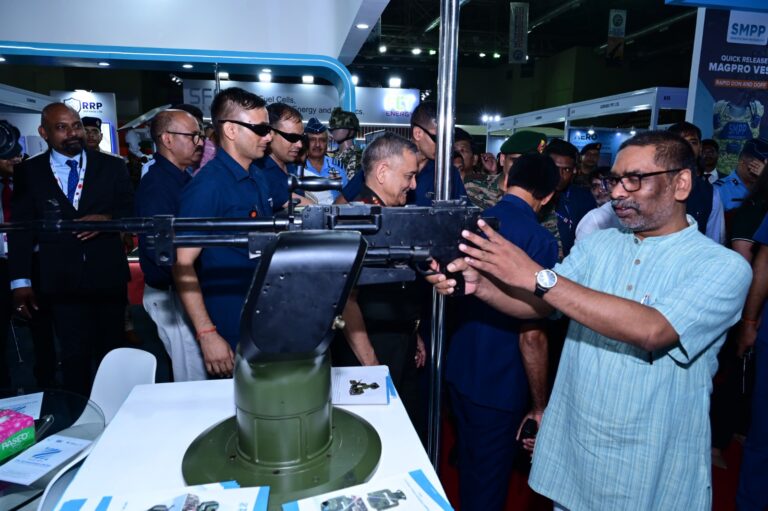 रक्षा क्षेत्र को आत्मनिर्भर बनाने के लिए केंद्र का करेंगे सहयोग : हेमंत सोरेन