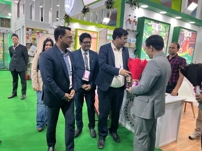 वर्ल्ड फूड इंडिया में लोगों को लुभा रहे हैं झारखंड प्राकृतिक उत्पाद